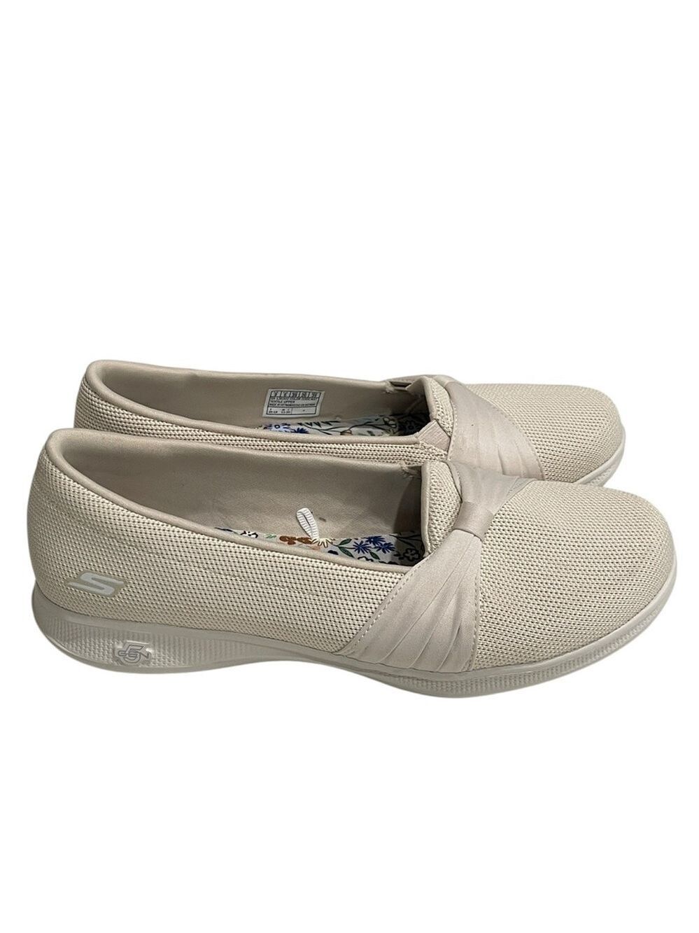 Skechers Sweet Thing Goga Mat Mesh Slip On Bow Flats SZ 9 Cream
